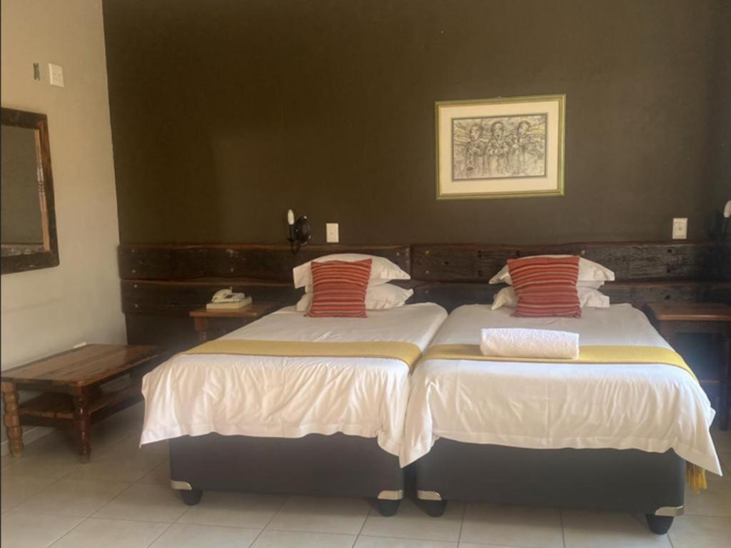 Bird'S Nest Guest House Keetmanshoop Zimmer foto