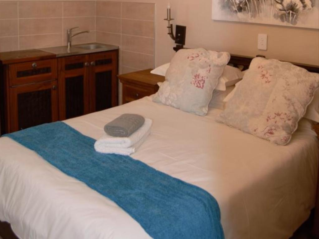 Bird'S Nest Guest House Keetmanshoop Zimmer foto