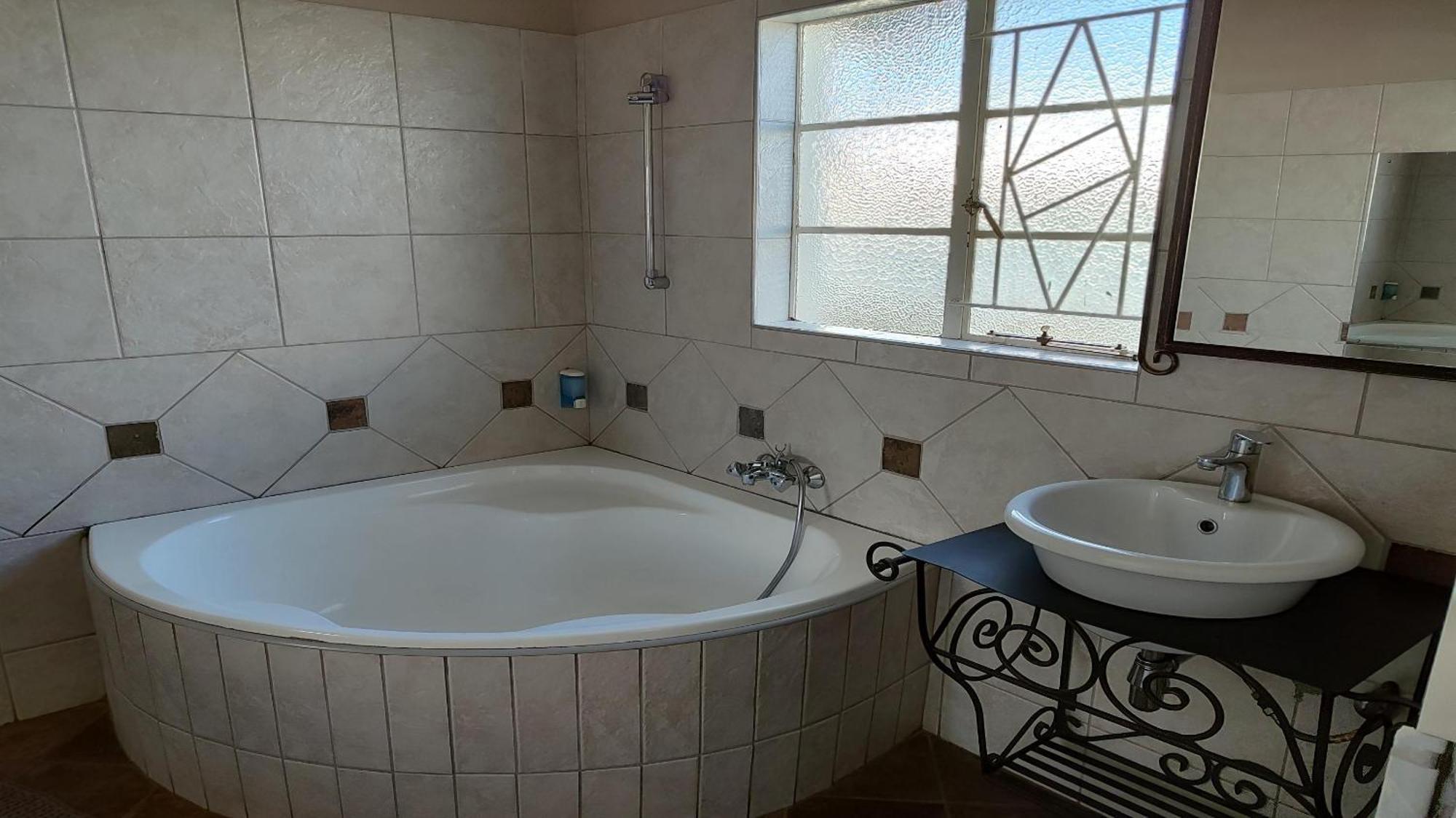 Bird'S Nest Guest House Keetmanshoop Zimmer foto