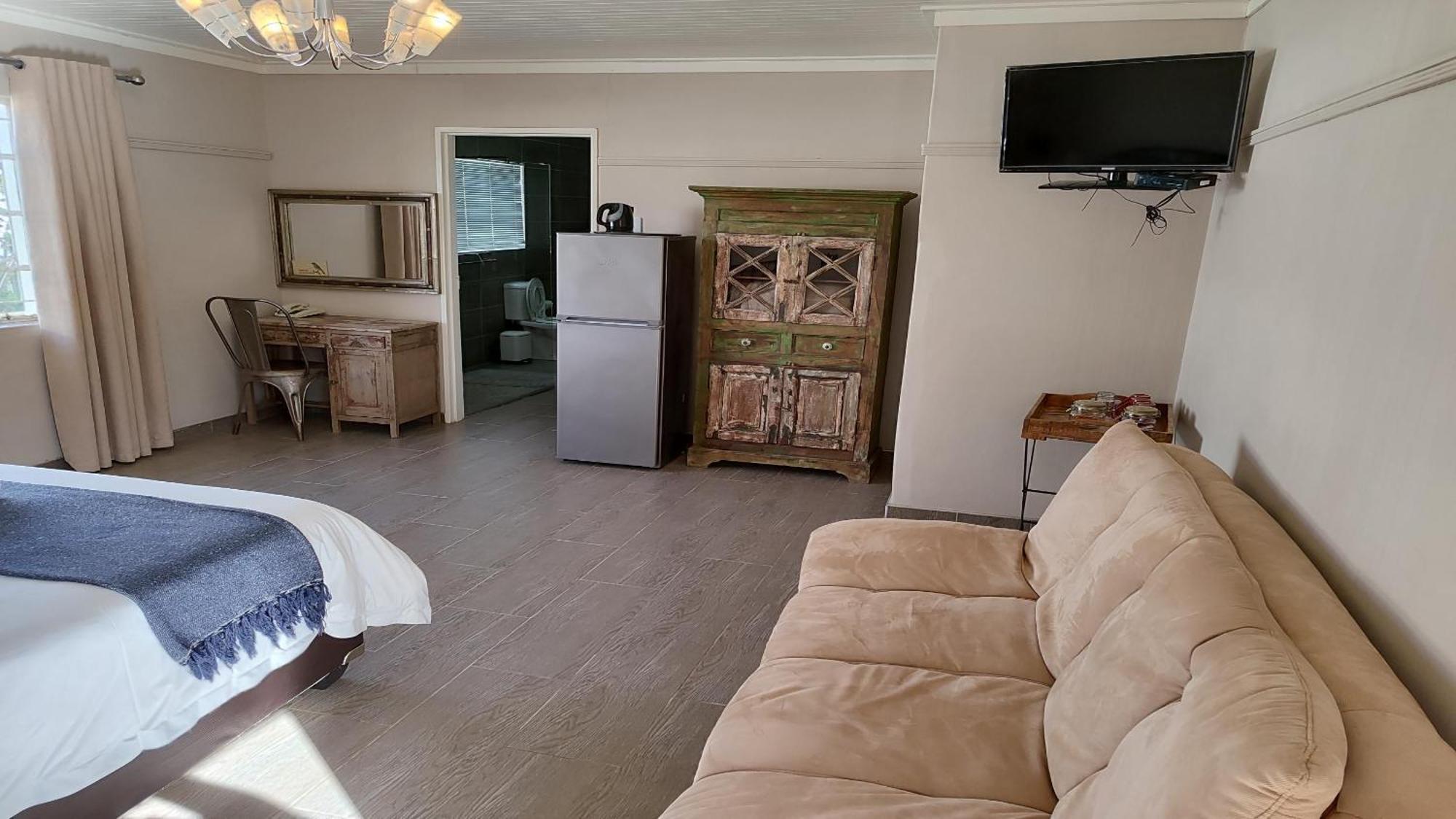 Bird'S Nest Guest House Keetmanshoop Zimmer foto